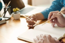 How To Choose the Best Student Loan Repayment Plan in 2025